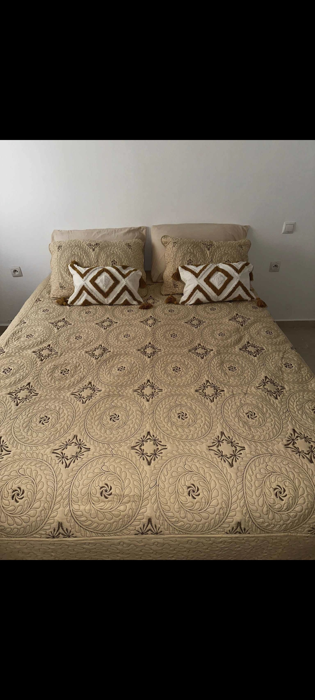 Bright and spacious guest room in Dar Salma Tangier